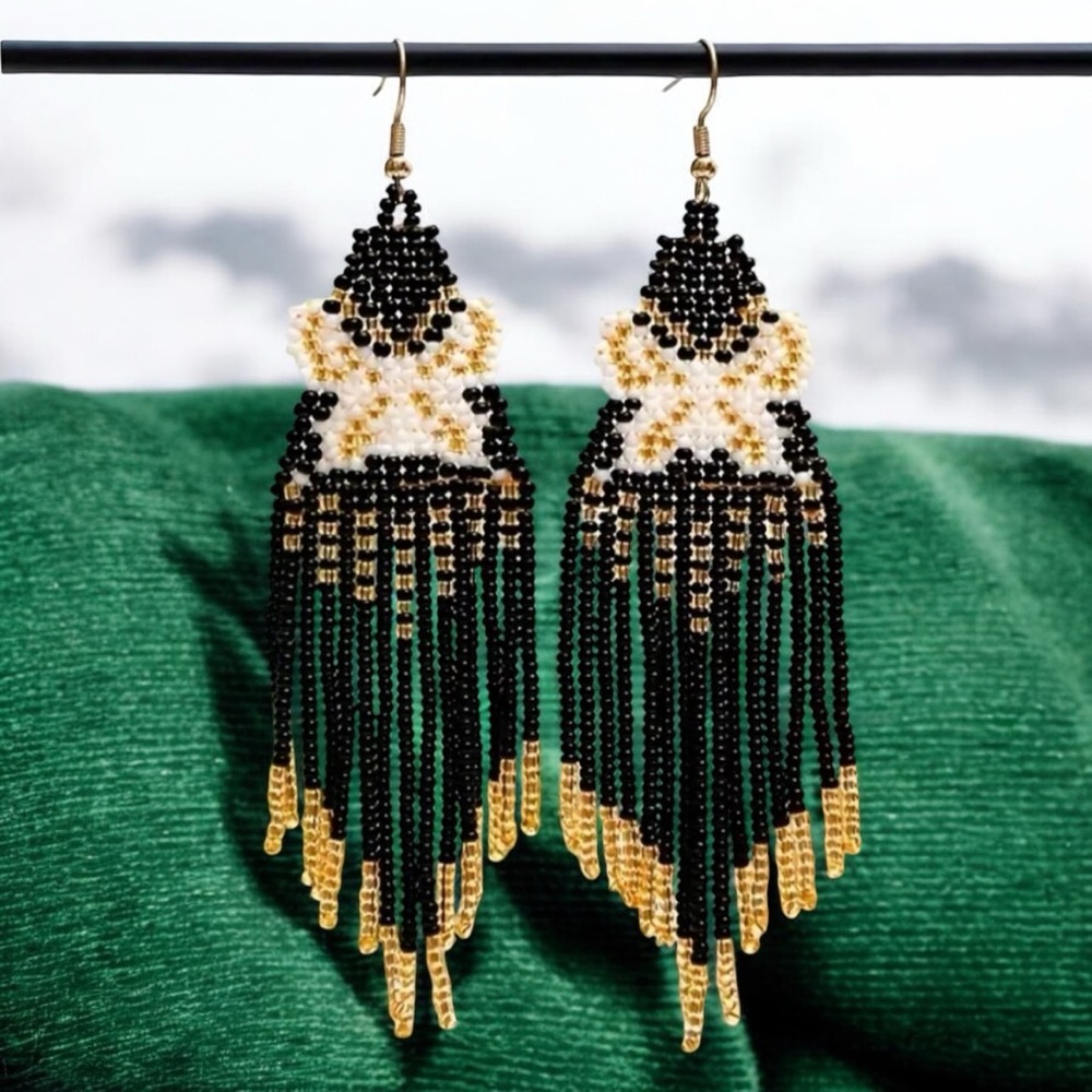 Black and Gold Bow Pattern Beaded Tassel Earrings. New. - Picture 4 of 9